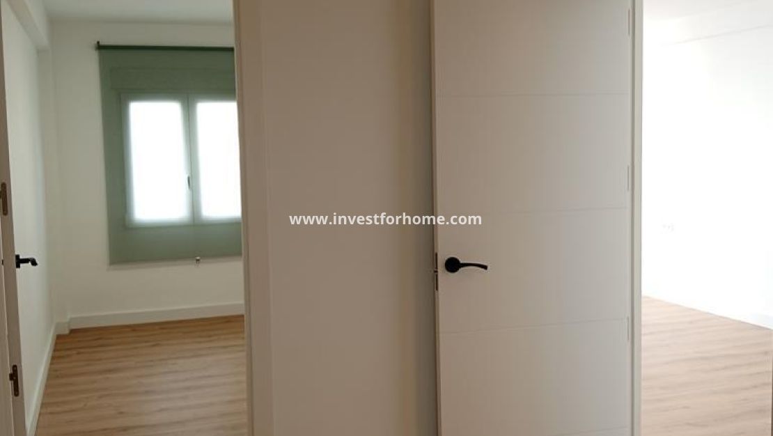 Sale - Apartment - Torrevieja - El Molino