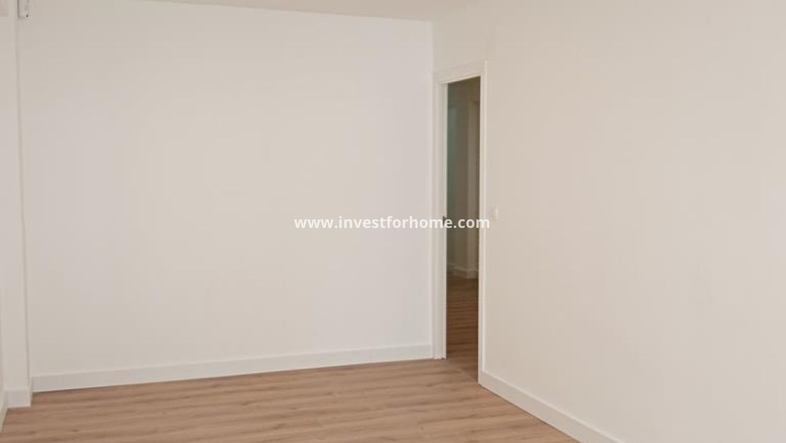 Sale - Apartment - Torrevieja - El Molino