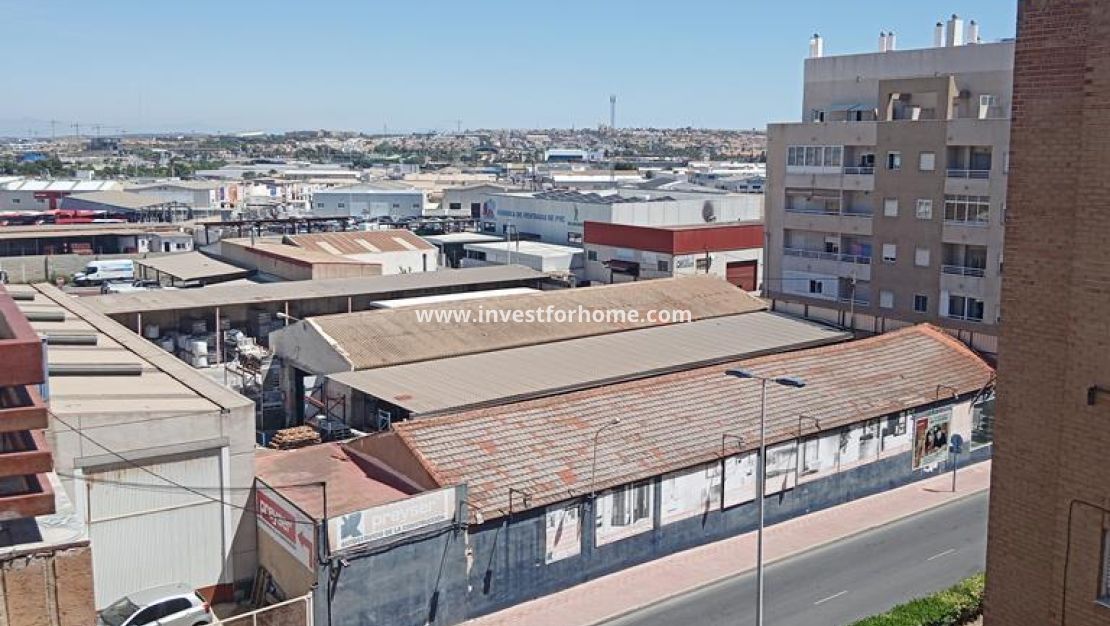 Sale - Apartment - Torrevieja - El Molino