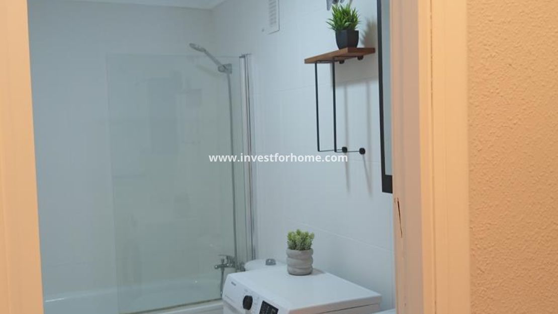 Sale - Apartment - Torrevieja - El Molino