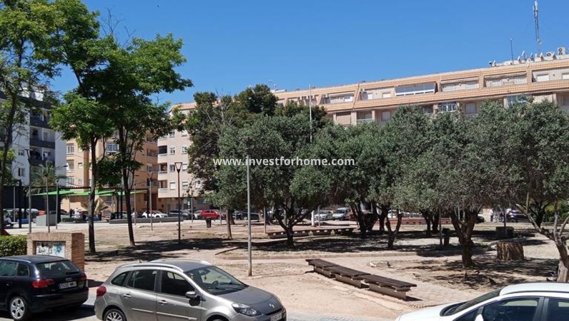 Sale - Apartment - Torrevieja - El Molino