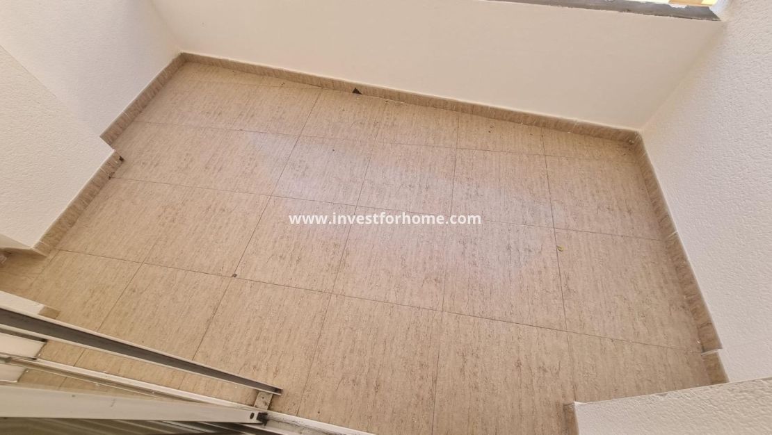 Sale - Apartment - Torrevieja - El Molino