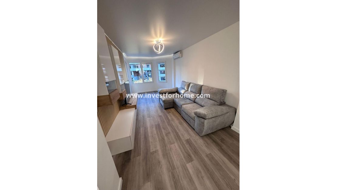 Sale - Apartment - Torrevieja - Estacion De Autobuses