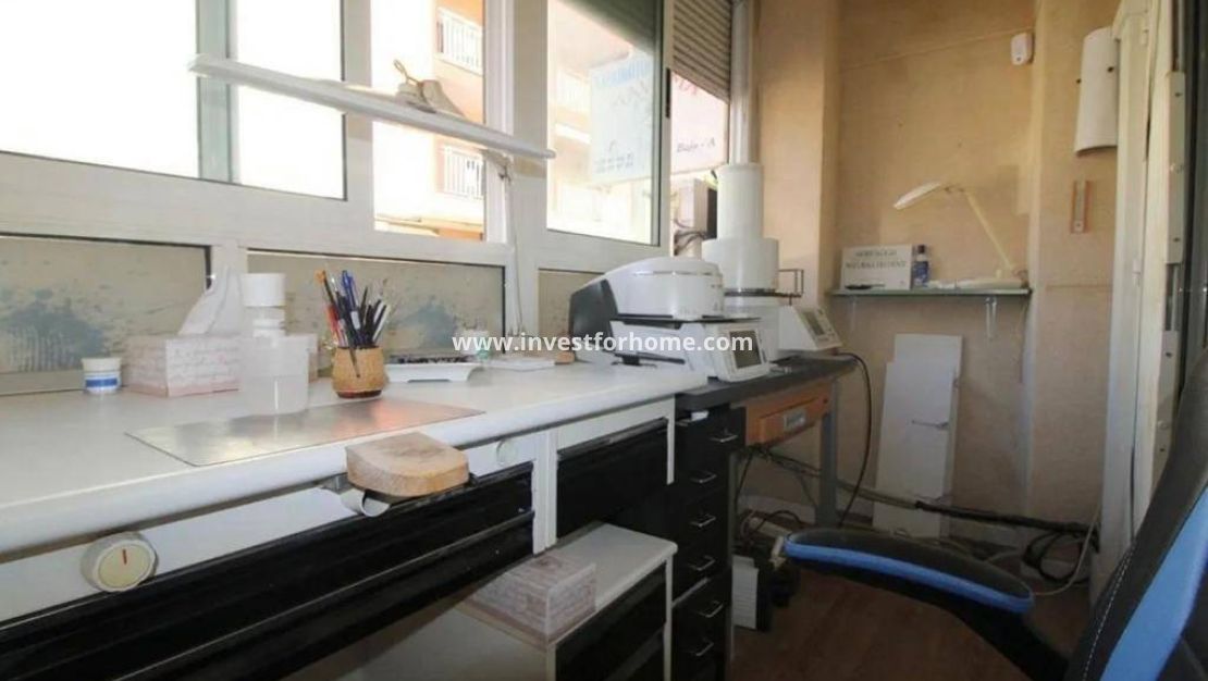 Sale - Apartment - Torrevieja - Estacion De Autobuses