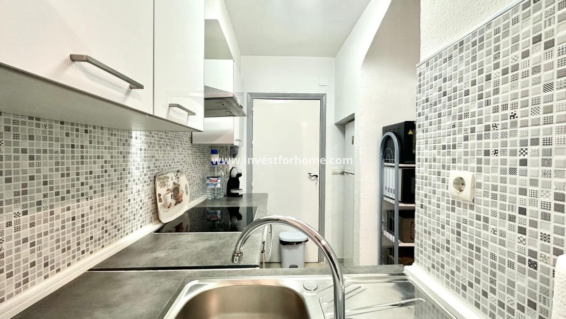 Sale - Apartment - Torrevieja - Estacion De Autobuses