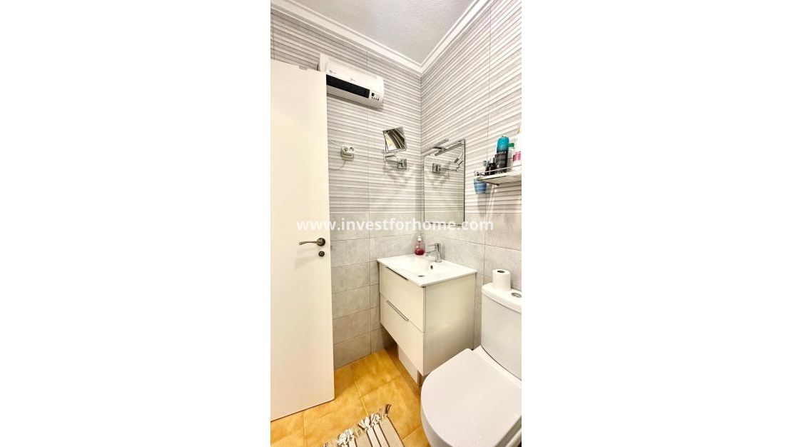 Sale - Apartment - Torrevieja - Estacion De Autobuses