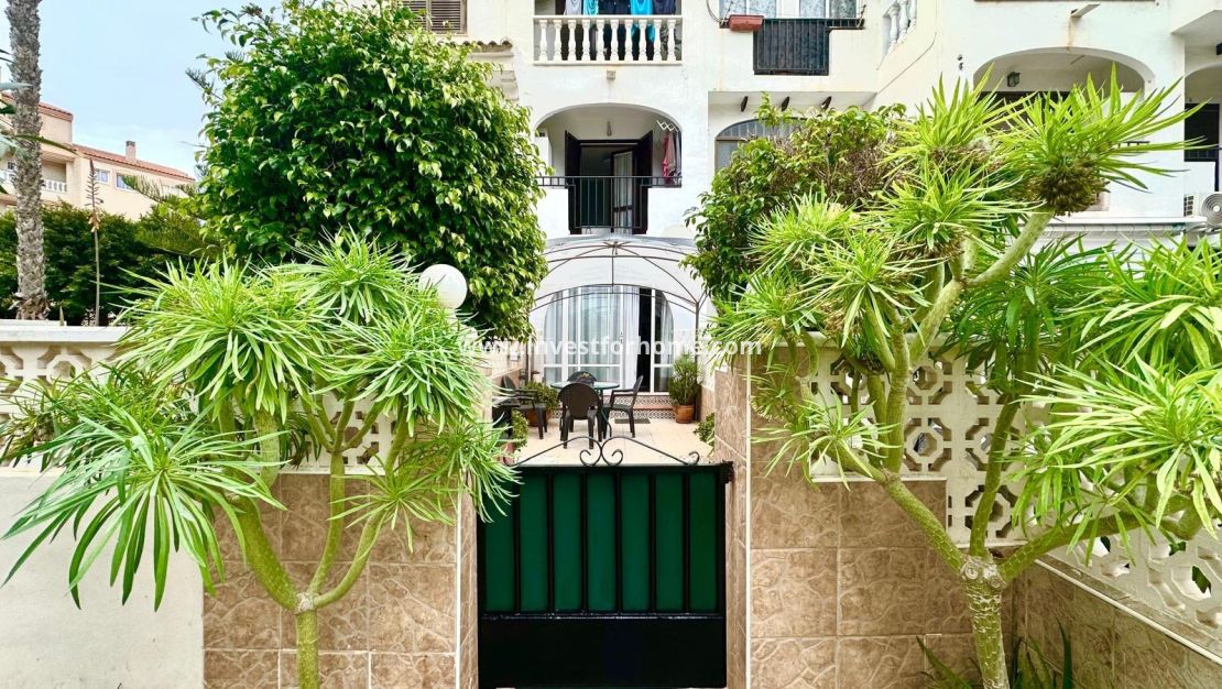 Sale - Apartment - Torrevieja - Estacion De Autobuses