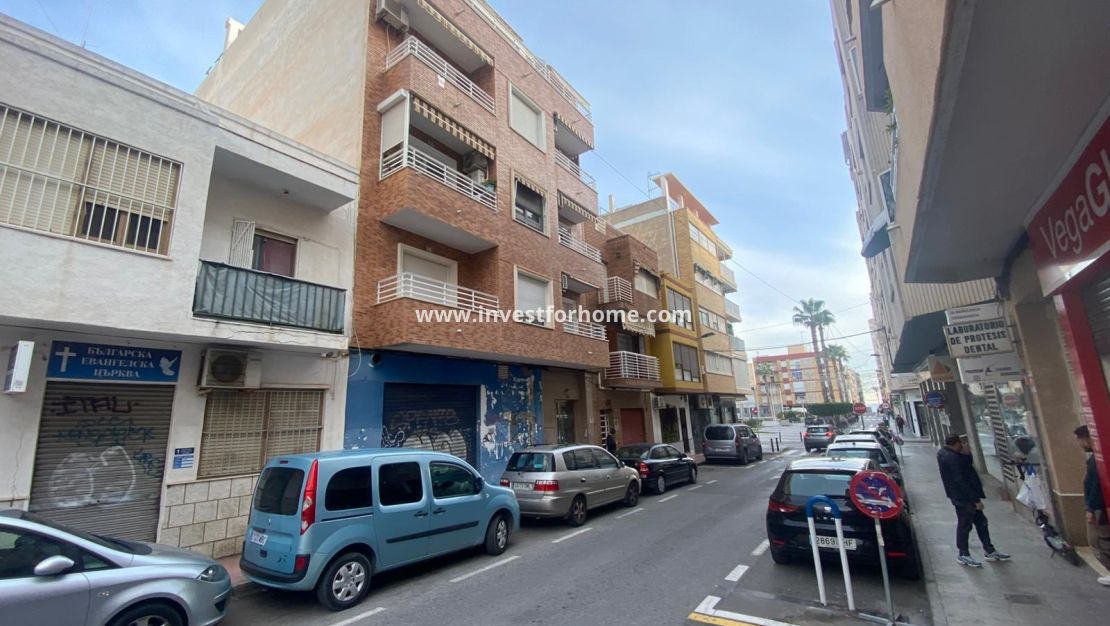 Sale - Apartment - Torrevieja - Estacion De Autobuses