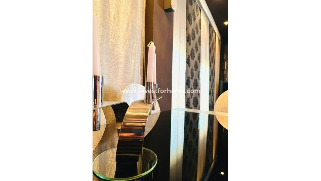 Sale - Apartment - Torrevieja - Estacion De Autobuses