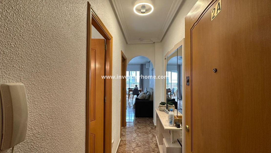 Sale - Apartment - Torrevieja - Estacion De Autobuses