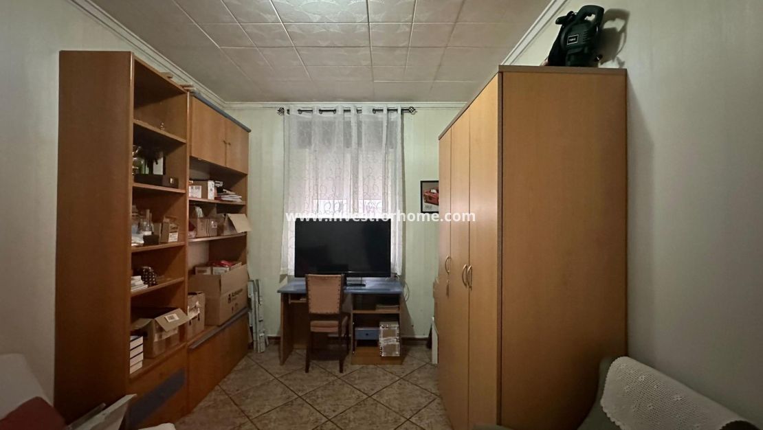 Sale - Apartment - Torrevieja - Estacion De Autobuses