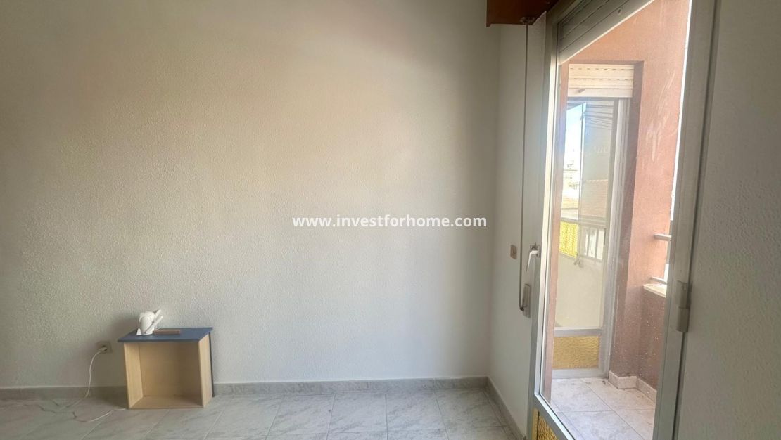 Sale - Apartment - Torrevieja - Estacion De Autobuses