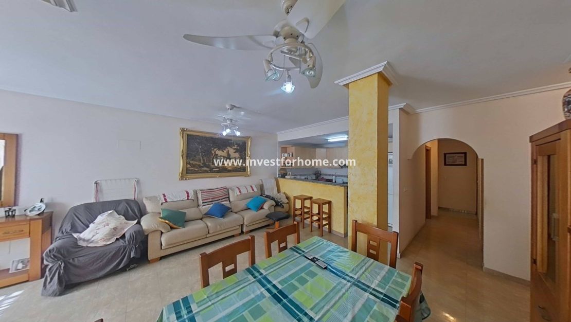 Sale - Apartment - Torrevieja - Estacion De Autobuses