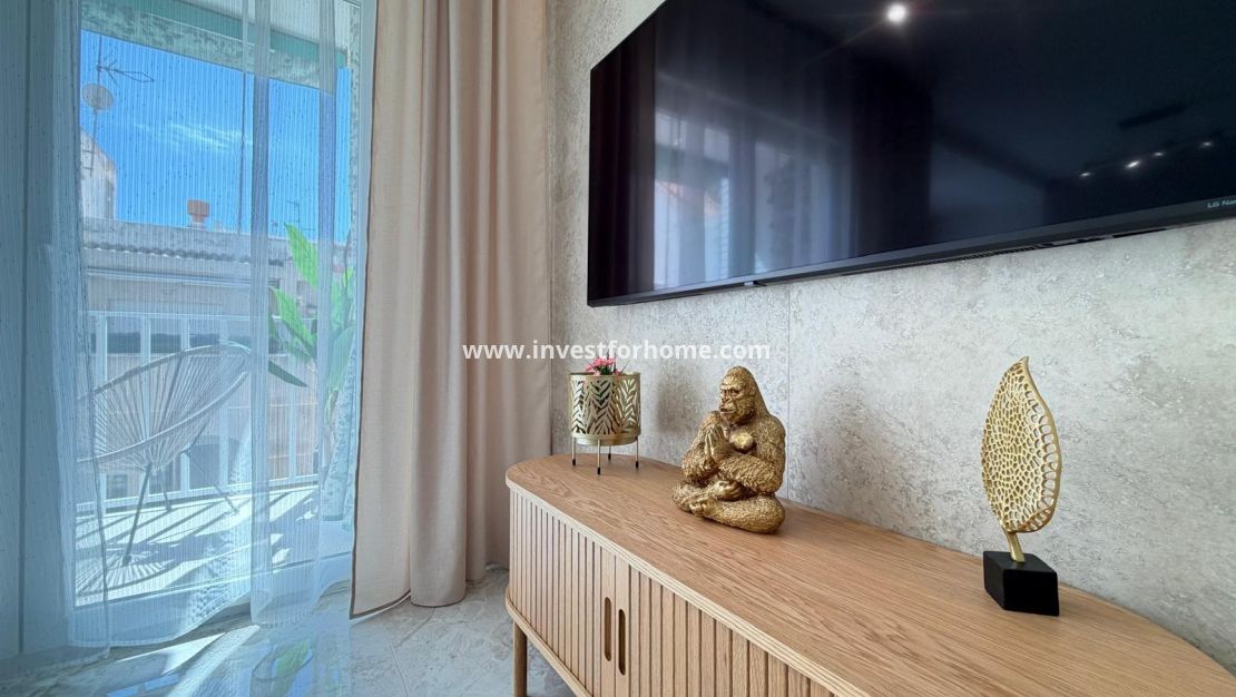 Sale - Apartment - Torrevieja - Estacion De Autobuses