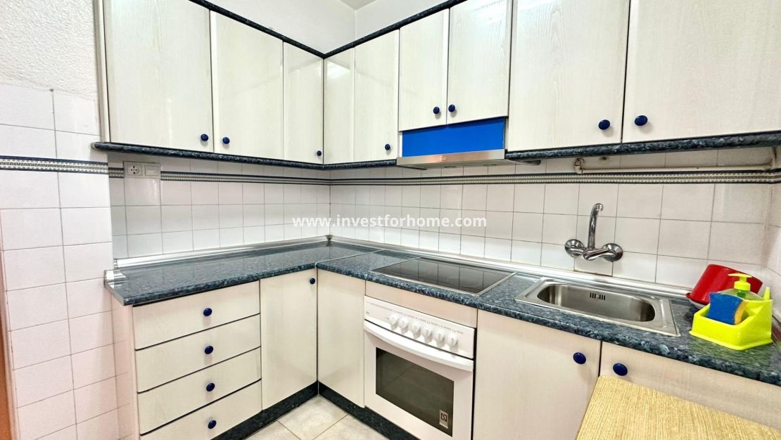 Sale - Apartment - Torrevieja - Estacion De Autobuses