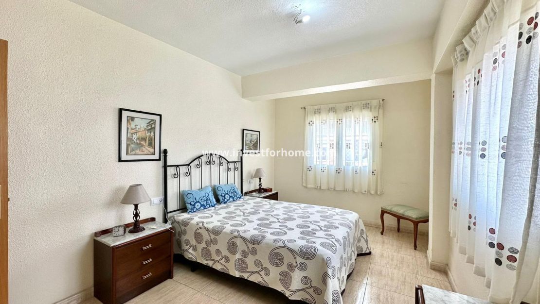 Sale - Apartment - Torrevieja - Estacion De Autobuses