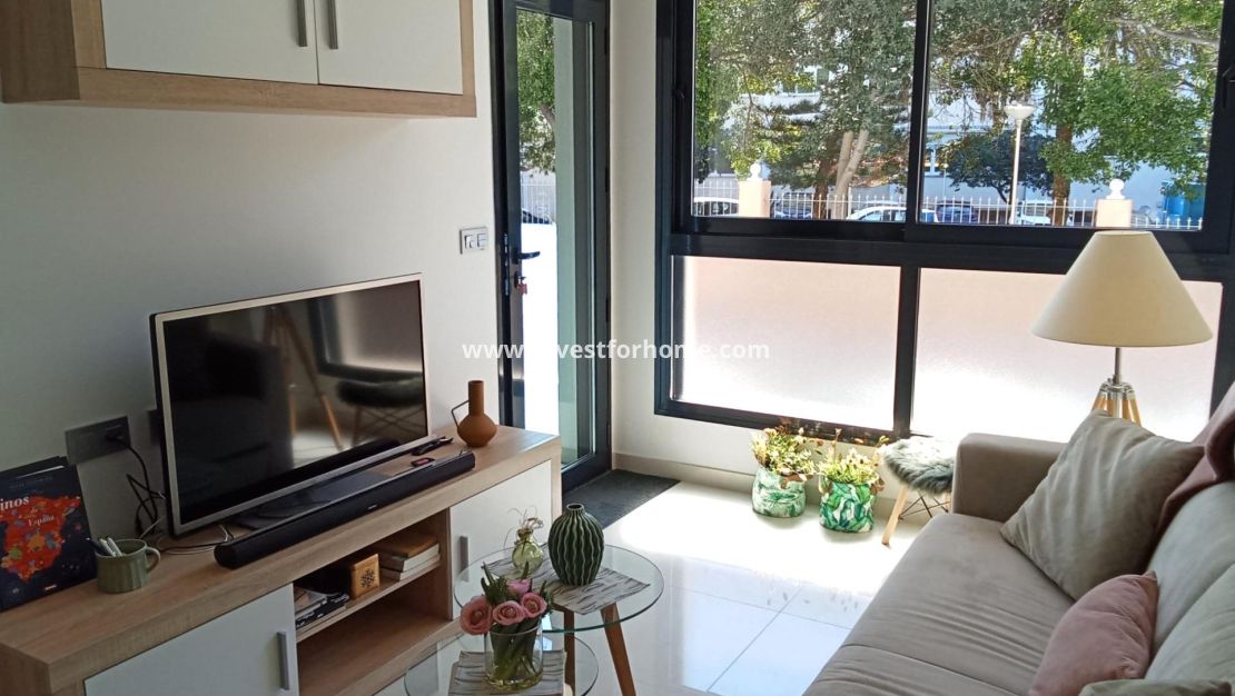 Sale - Apartment - Torrevieja - Estacion De Autobuses