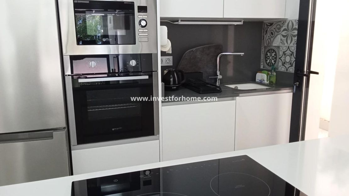 Sale - Apartment - Torrevieja - Estacion De Autobuses