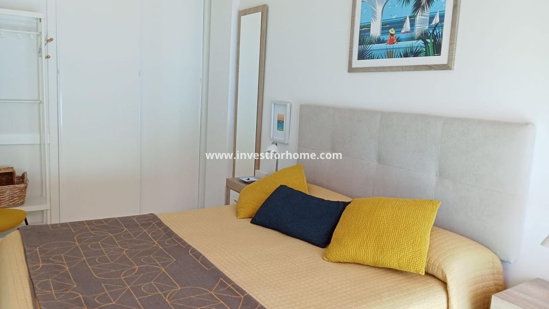 Sale - Apartment - Torrevieja - Estacion De Autobuses