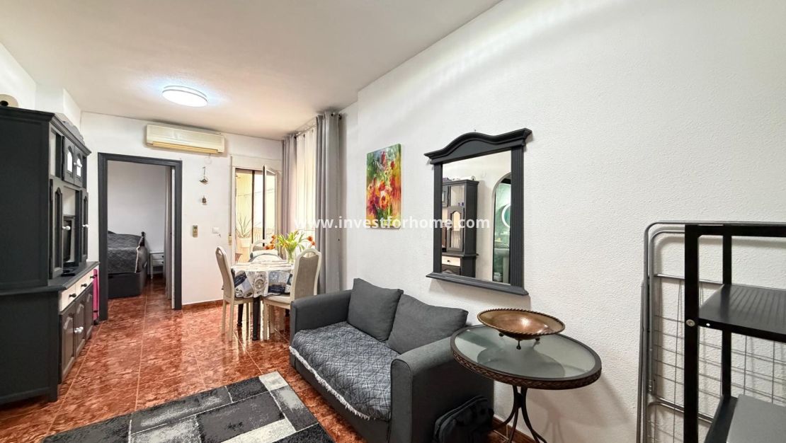 Sale - Apartment - Torrevieja - Estacion De Autobuses