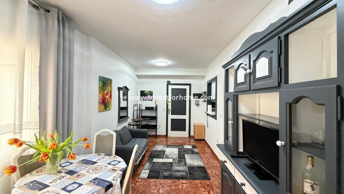 Sale - Apartment - Torrevieja - Estacion De Autobuses