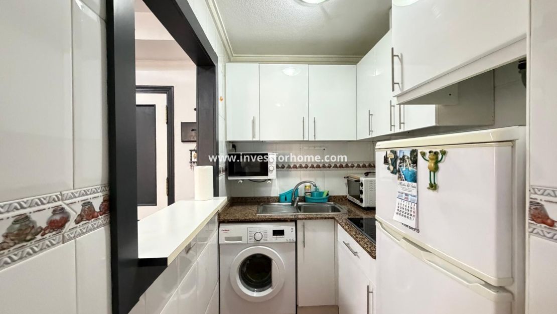 Sale - Apartment - Torrevieja - Estacion De Autobuses