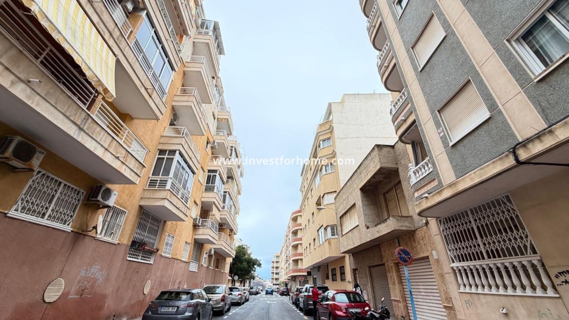 Sale - Apartment - Torrevieja - Estacion De Autobuses