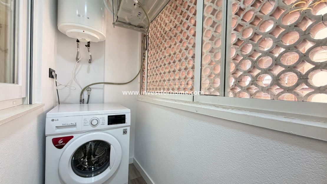 Sale - Apartment - Torrevieja - Estacion De Autobuses