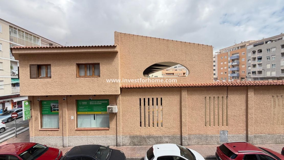 Sale - Apartment - Torrevieja - Estacion De Autobuses