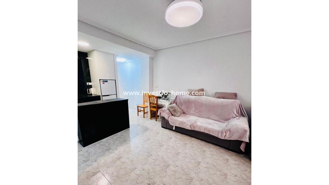Sale - Apartment - Torrevieja - Estacion De Autobuses