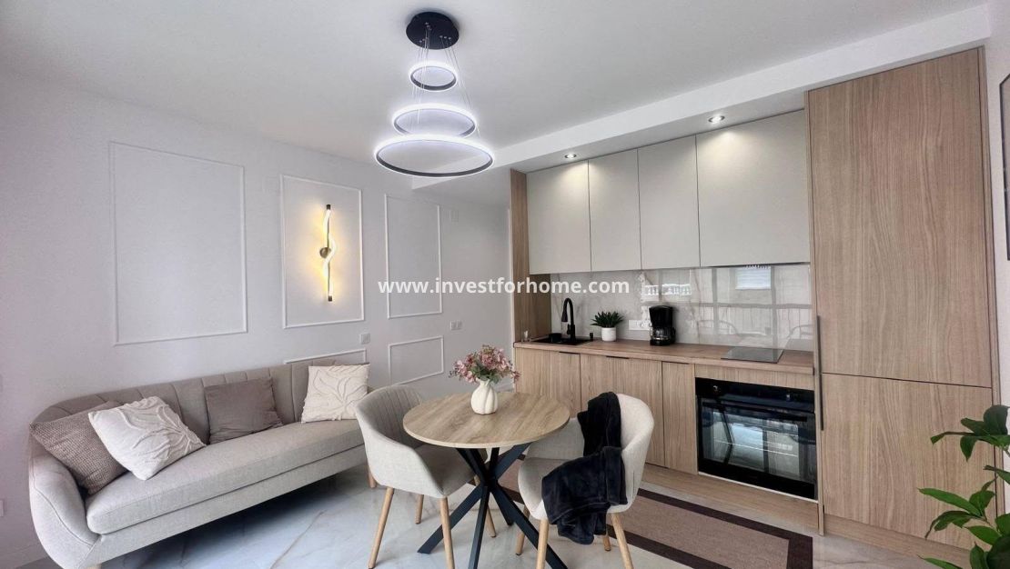 Sale - Apartment - Torrevieja - Estacion De Autobuses