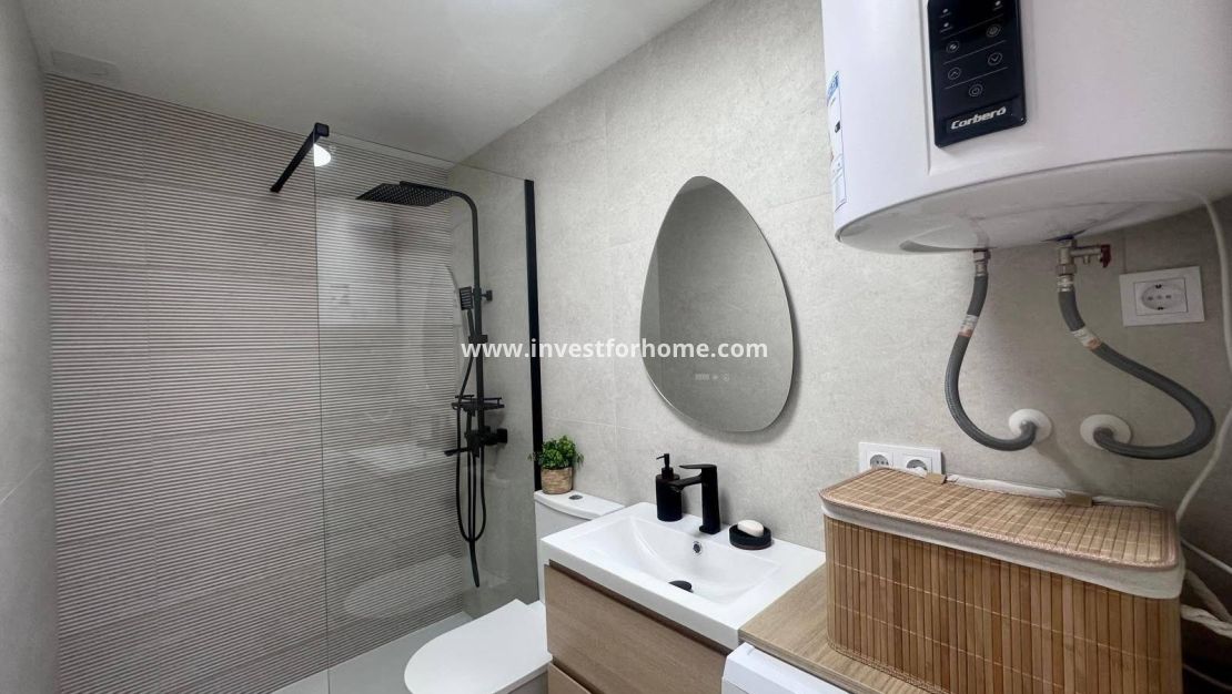 Sale - Apartment - Torrevieja - Estacion De Autobuses