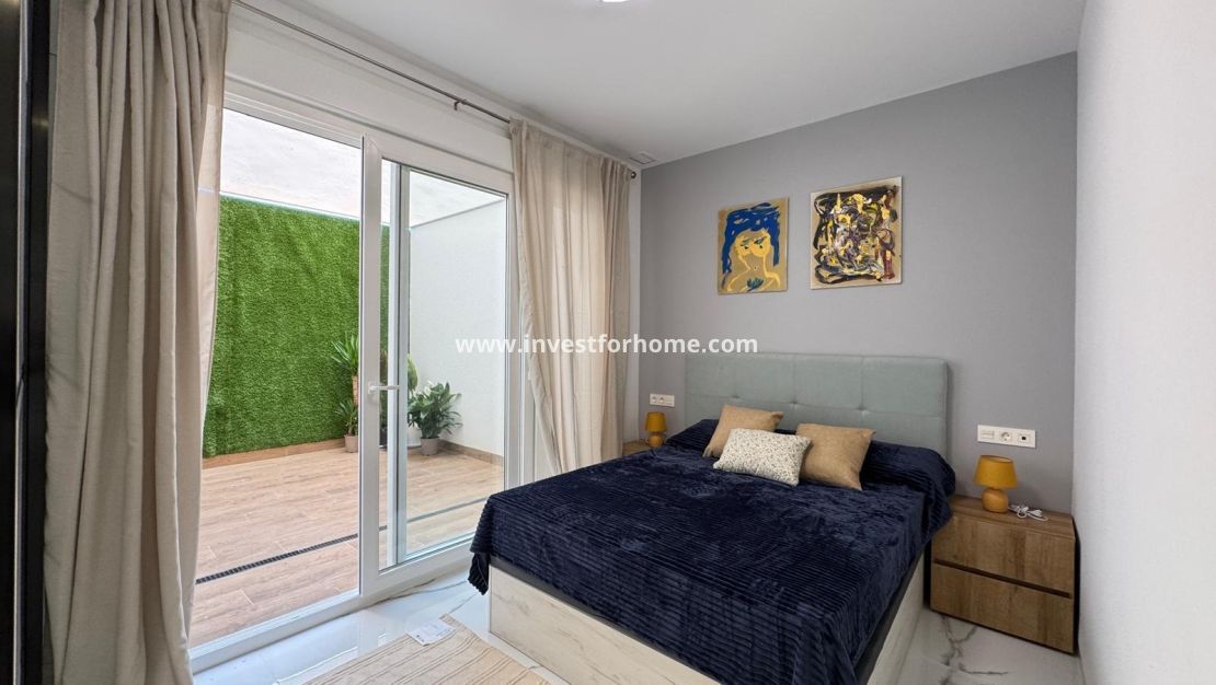 Sale - Apartment - Torrevieja - Estacion De Autobuses