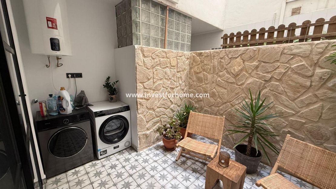 Sale - Apartment - Torrevieja - Estacion De Autobuses