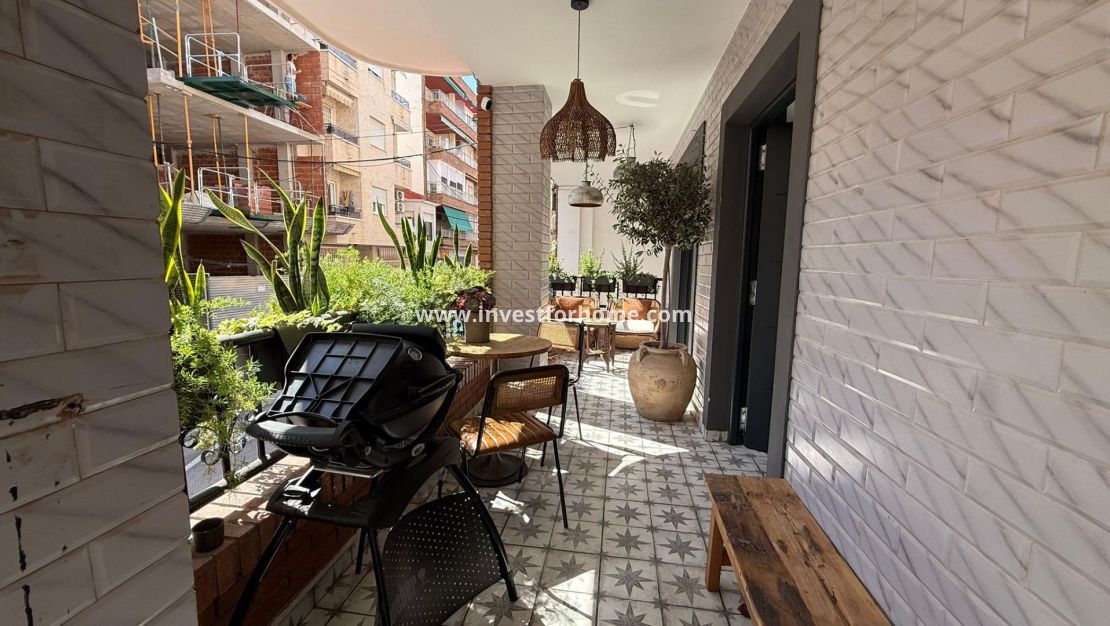Sale - Apartment - Torrevieja - Estacion De Autobuses