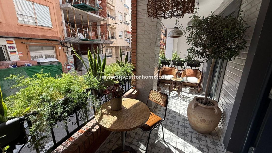 Sale - Apartment - Torrevieja - Estacion De Autobuses