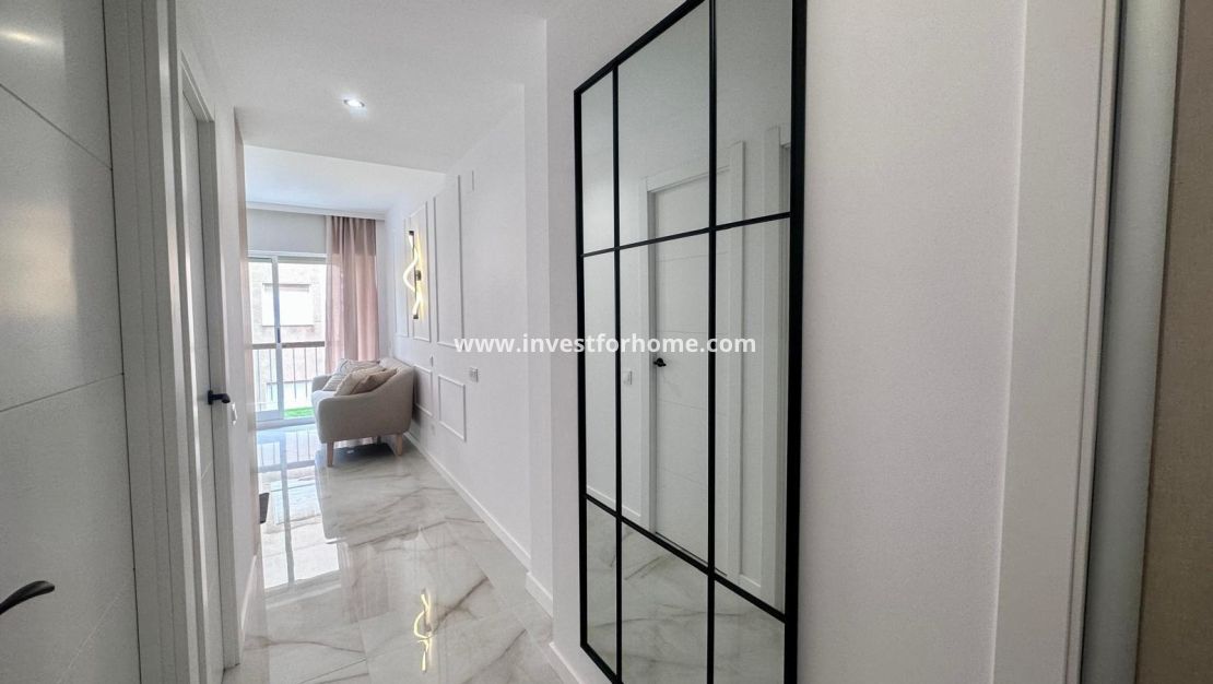 Sale - Apartment - Torrevieja - Estacion De Autobuses