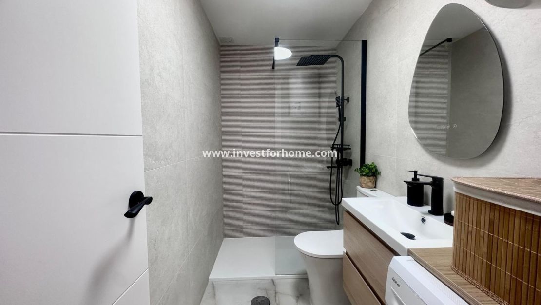Sale - Apartment - Torrevieja - Estacion De Autobuses