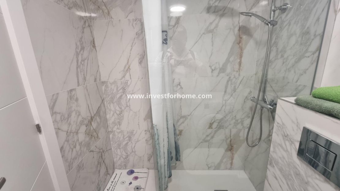 Sale - Apartment - Torrevieja - Estacion De Autobuses