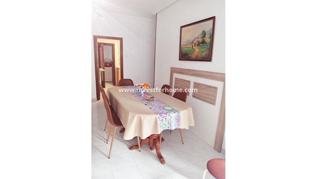 Sale - Apartment - Torrevieja - Estacion De Autobuses