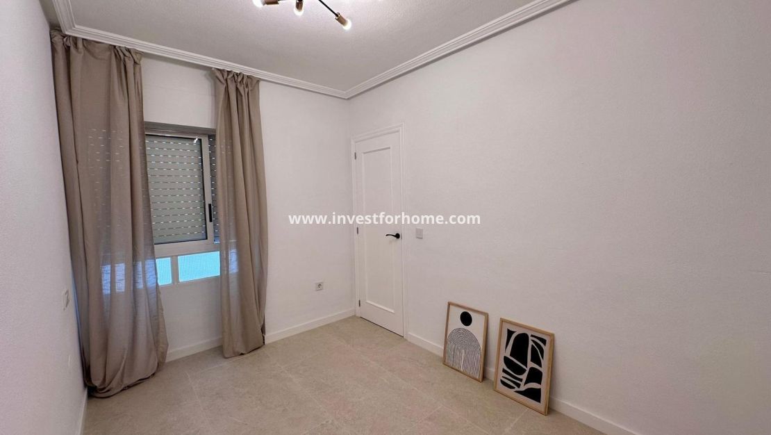 Sale - Apartment - Torrevieja - Estacion De Autobuses
