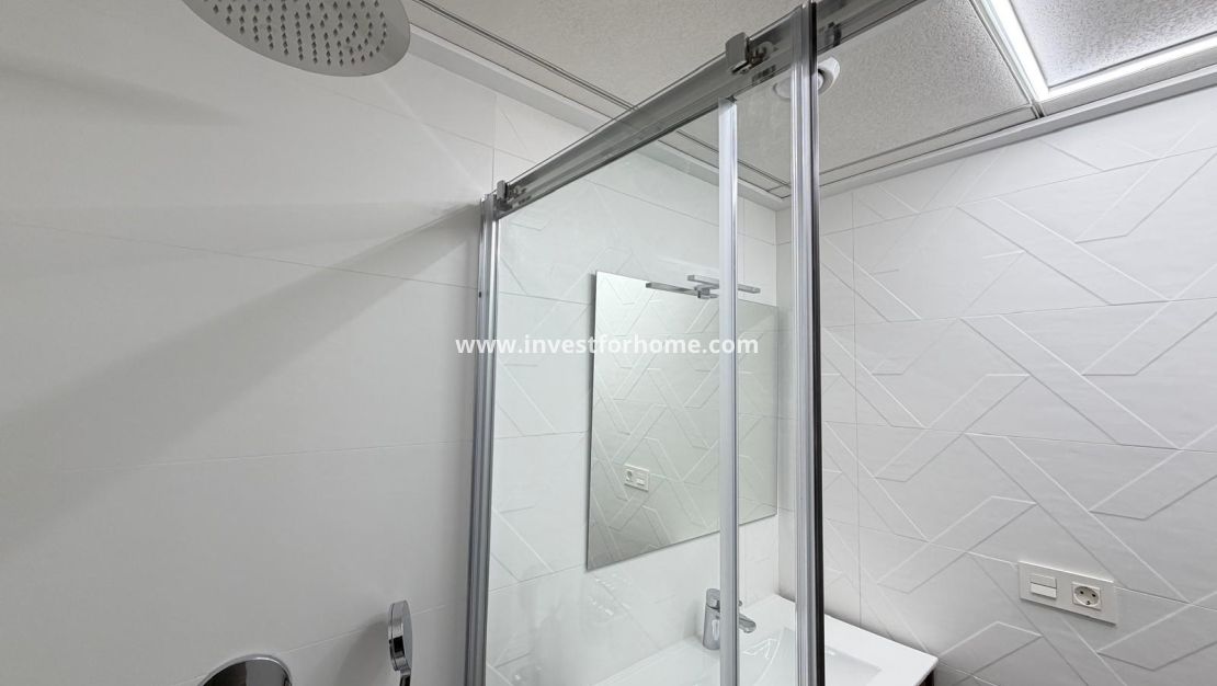 Sale - Apartment - Torrevieja - Estacion De Autobuses