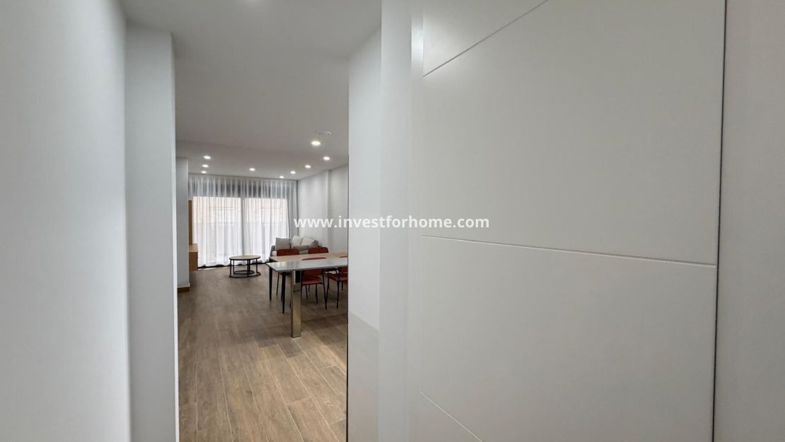 Sale - Apartment - Torrevieja - Estacion De Autobuses