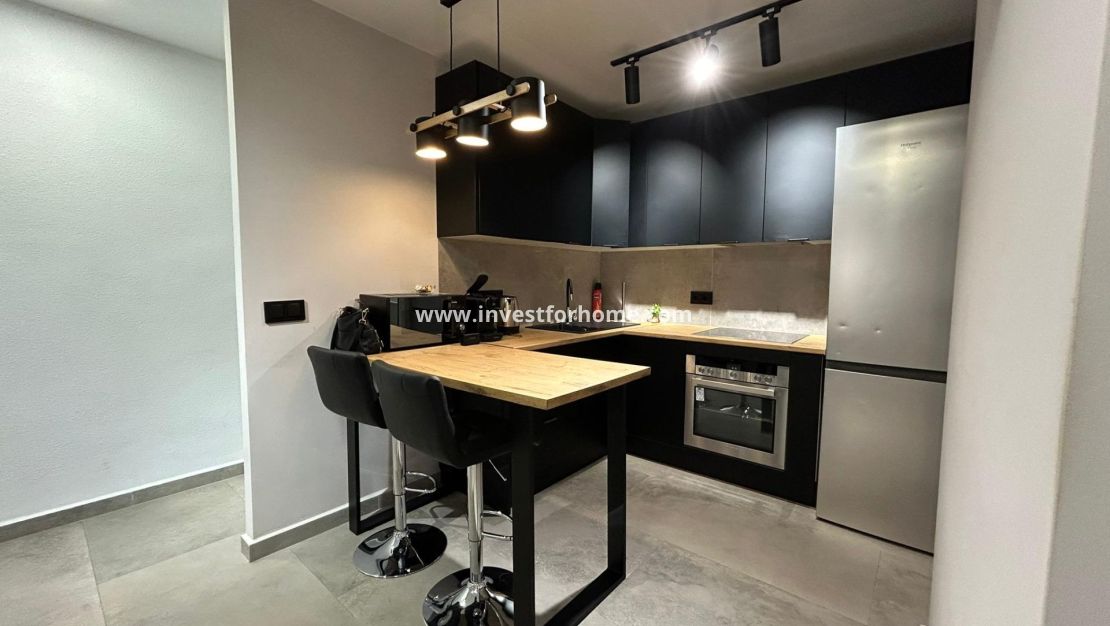 Sale - Apartment - Torrevieja - Estacion De Autobuses