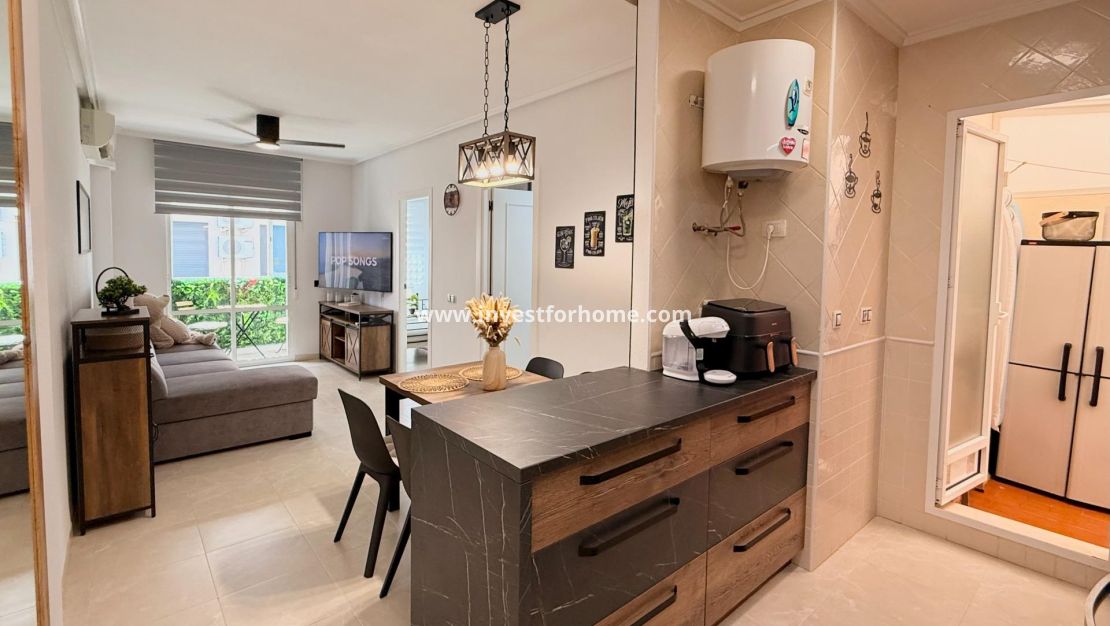 Sale - Apartment - Torrevieja - Estacion De Autobuses