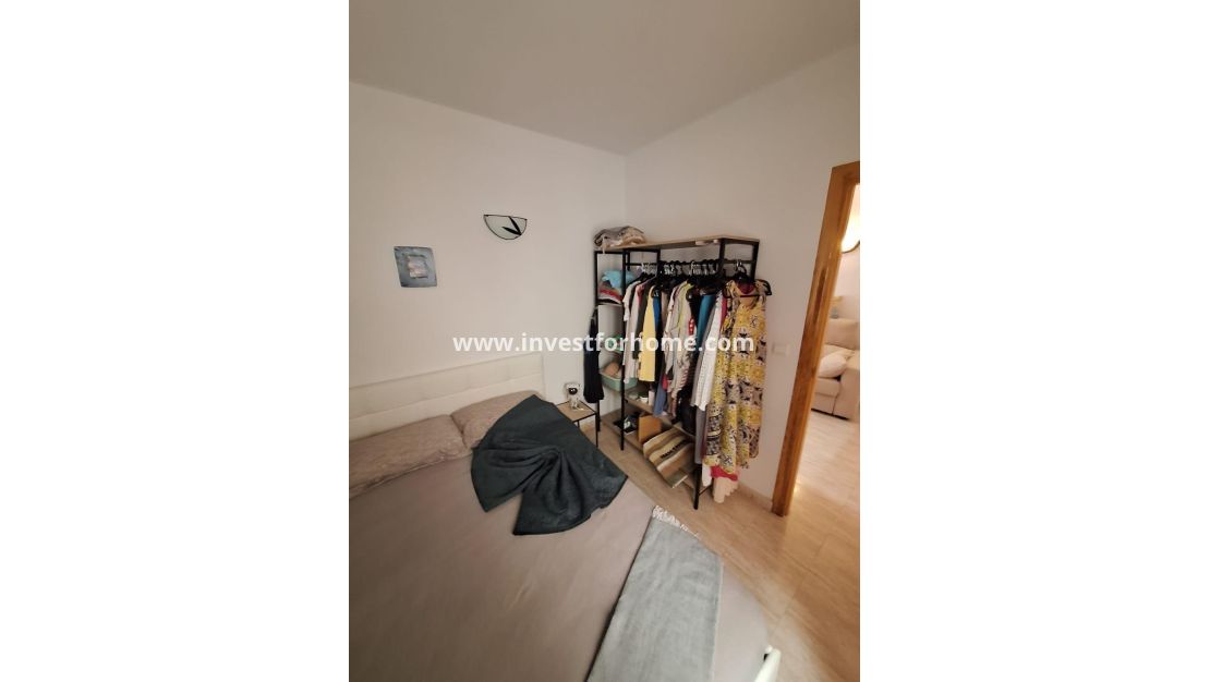 Sale - Apartment - Torrevieja - Estacion De Autobuses