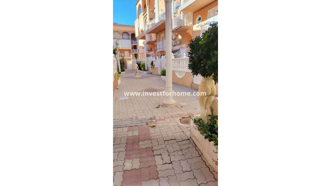 Sale - Apartment - Torrevieja - Gaspar Perrelló