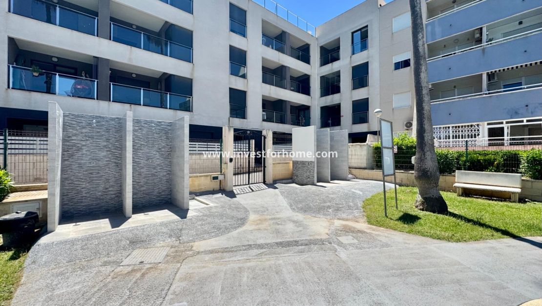 Sale - Apartment - Torrevieja - Gaspar Perrelló