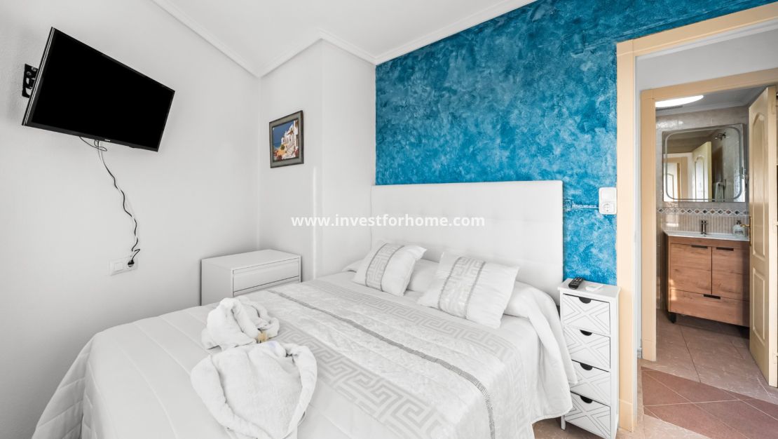 Sale - Apartment - Torrevieja - La Mata