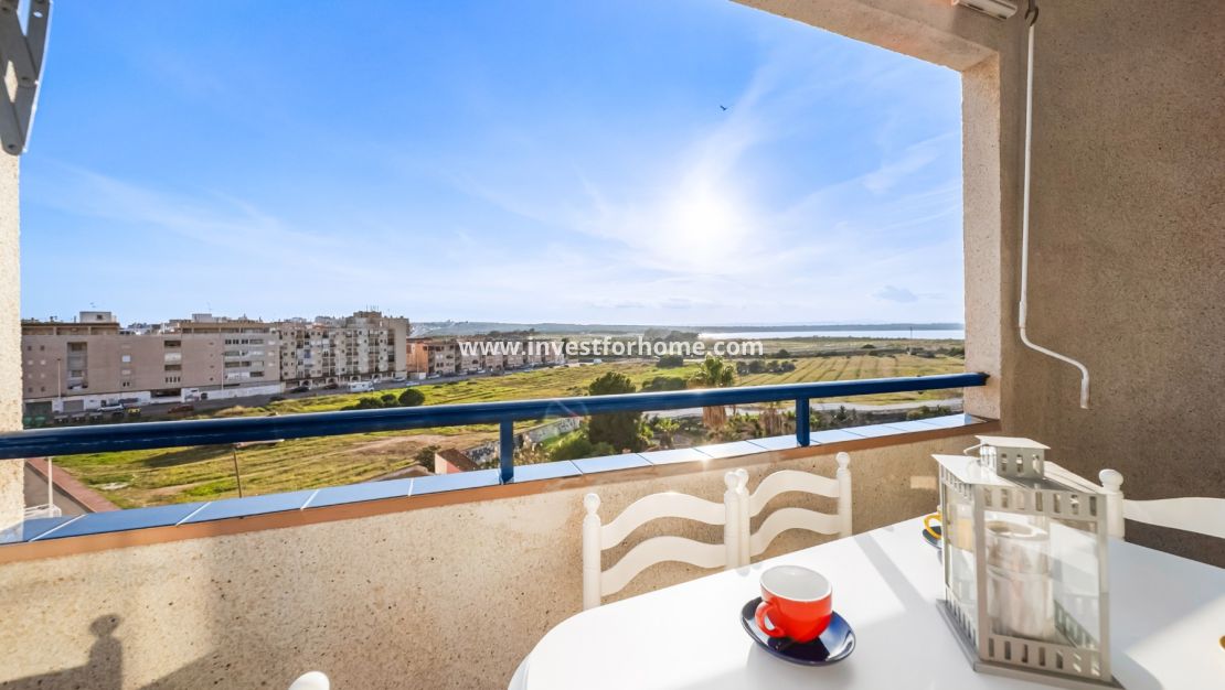 Sale - Apartment - Torrevieja - La Mata